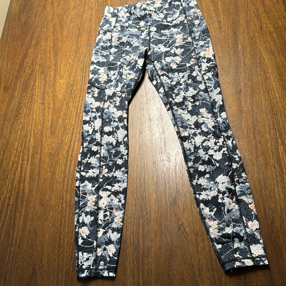 Lululemon Wunder Under high rise 28’